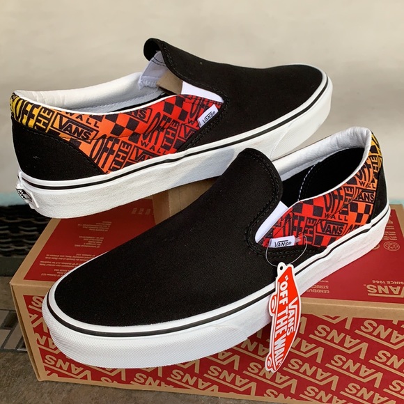 VANS CLASSIC SLIP ON LOGO FLAME BLACK/TRUE WHITE W - Picture 8 of 14